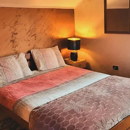 Villa Povlen 1979 - Mini Bar, Forest Open Cinema, Jacuzzi 15 April, Karaoke Villa *